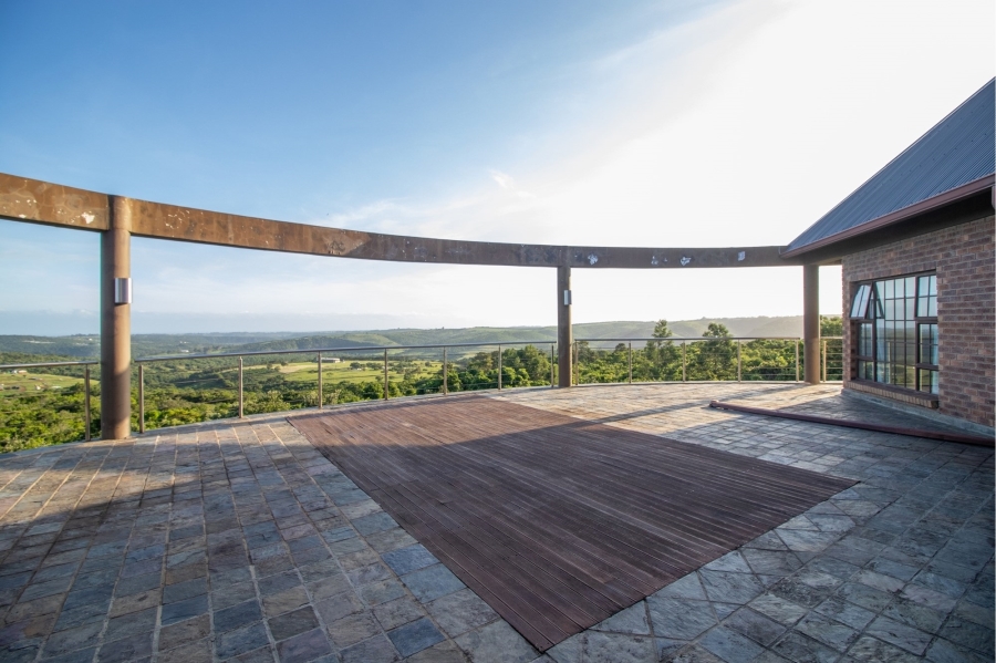 5 Bedroom Property for Sale in East London Rural Eastern Cape